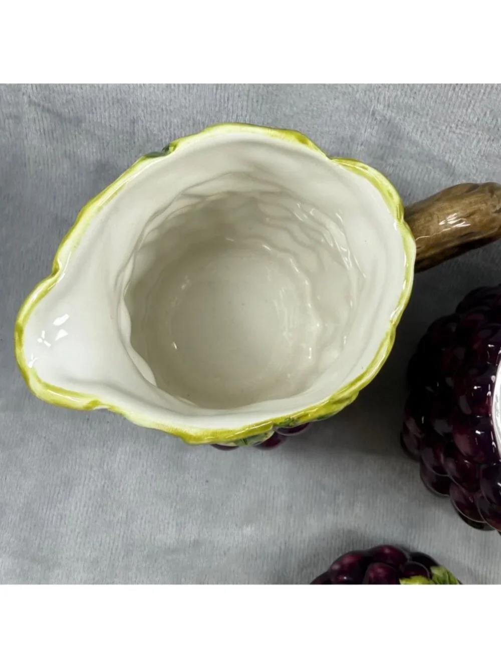 Grape-Themed Ceramic Pitcher Sugar Bowl Set Kitchen Decor Vintage 2 Piece Set KK